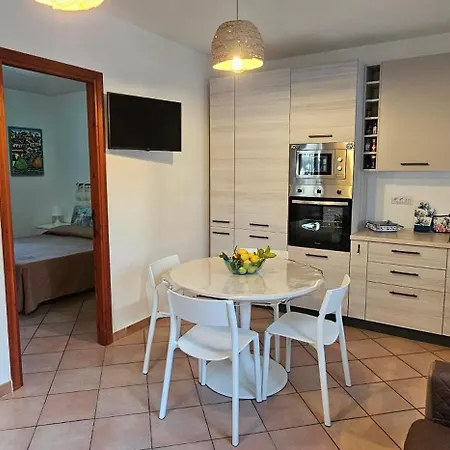 Tatil Evi Casa Spiga - Solanas, Near The *