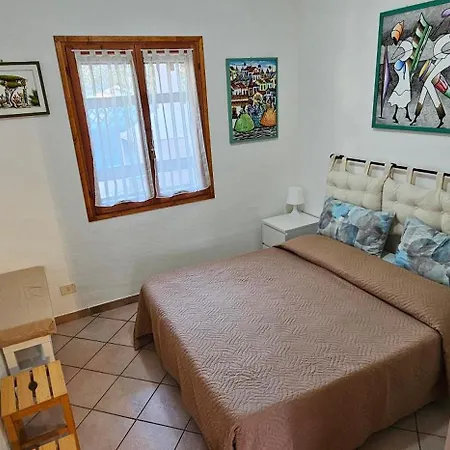 Casa Spiga - Solanas, Near The Hébergement de vacances *